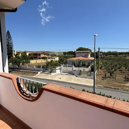 Candida Le Castella (Calabria)