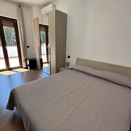Bed and Breakfast Candida 3*