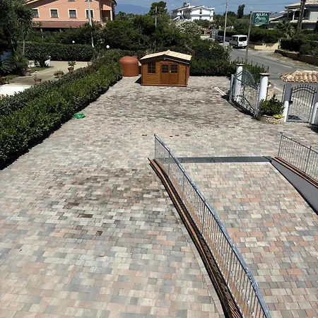 Candida Bed & Breakfast Le Castella (Calabria)